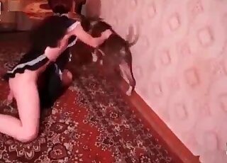 Lonely housewife invites her dog to a sex play in a zoo porn scene